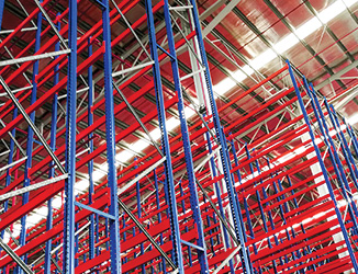 empty pallet racking in a warehouse